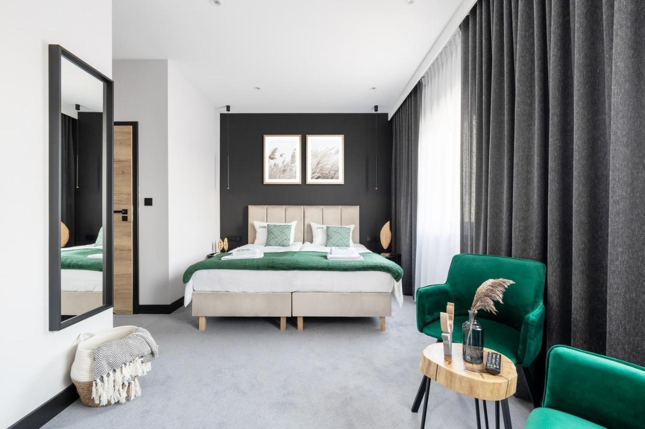 Hotel Natura Slonsk エクステリア 写真