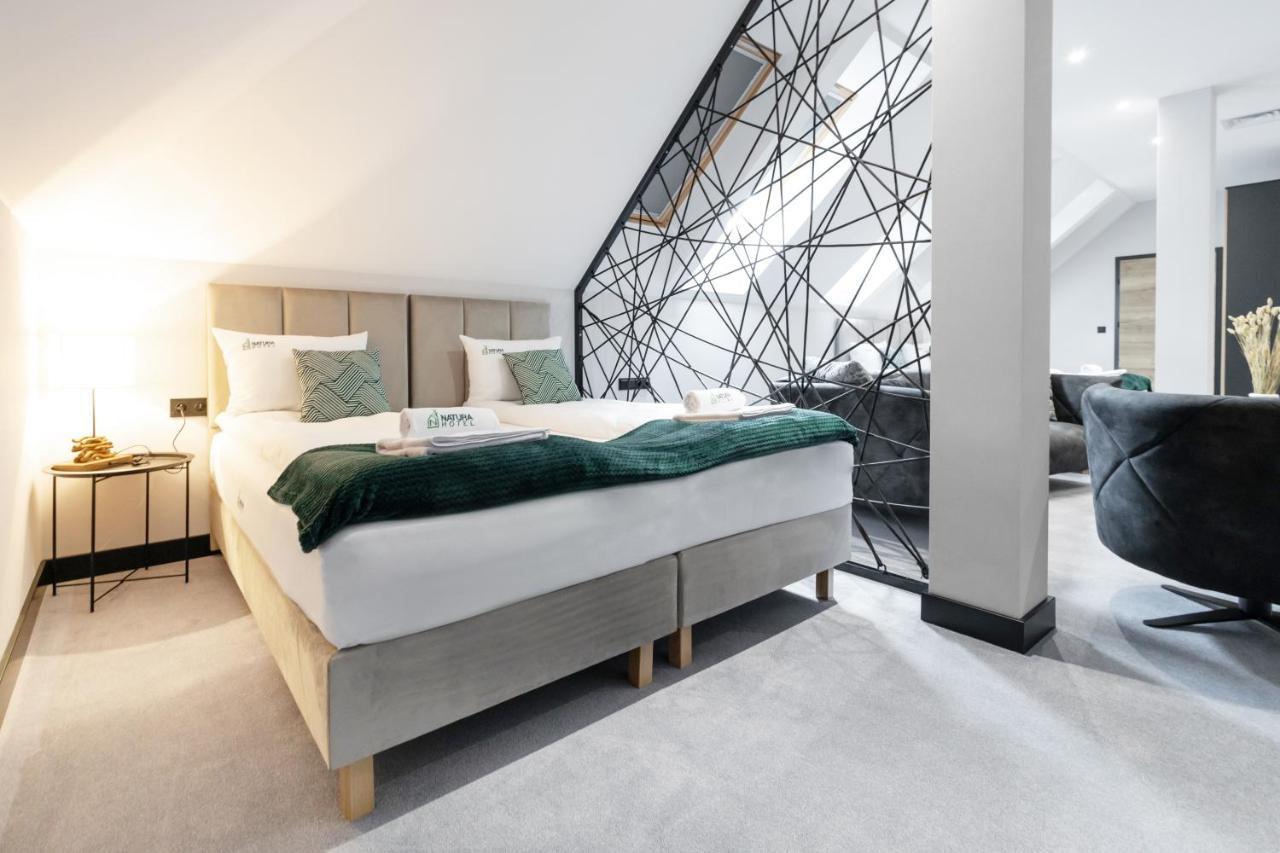 Hotel Natura Slonsk エクステリア 写真